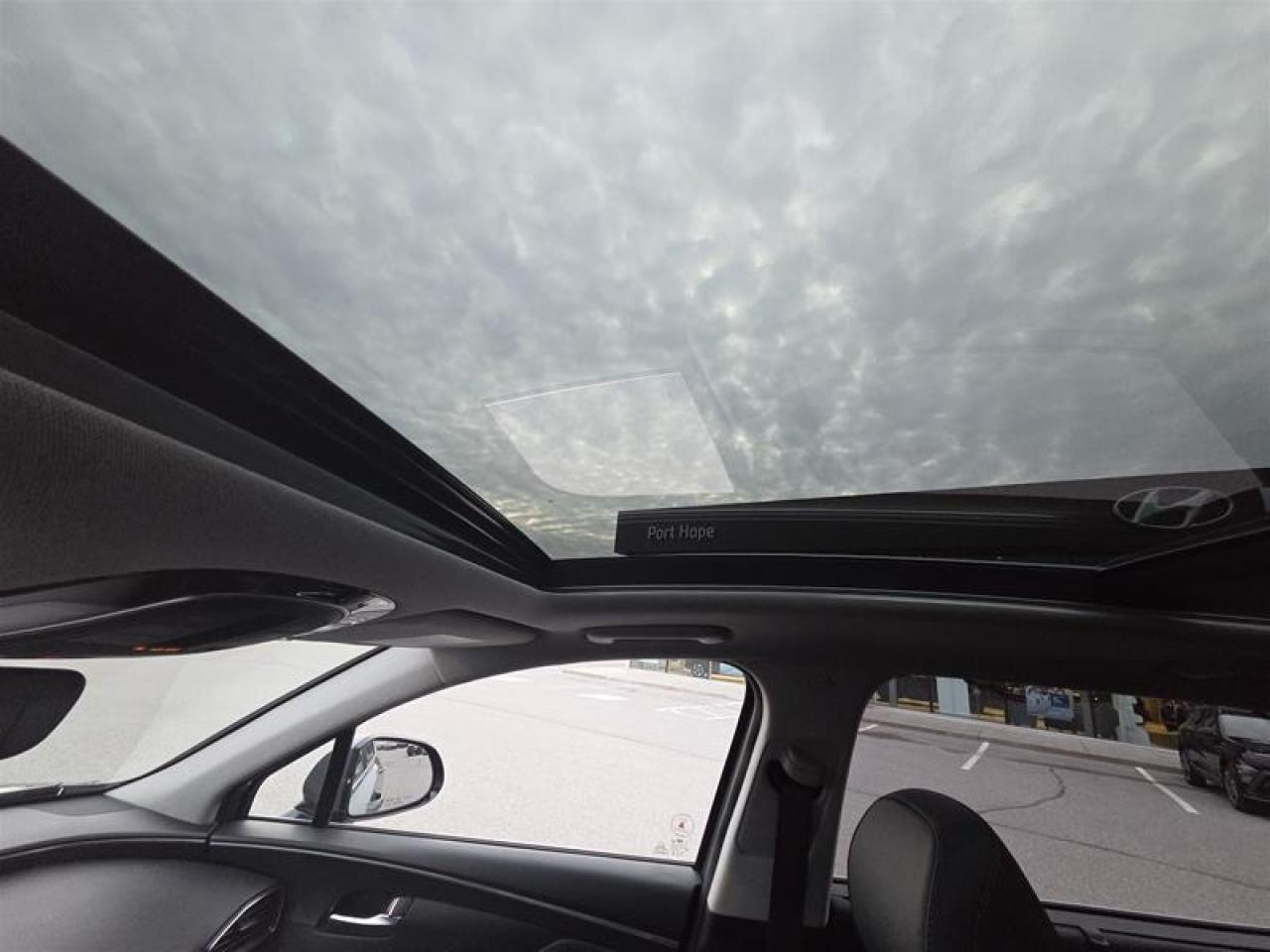 2021 Hyundai Santa Fe Preferred Trend AWD 2.5L Photo