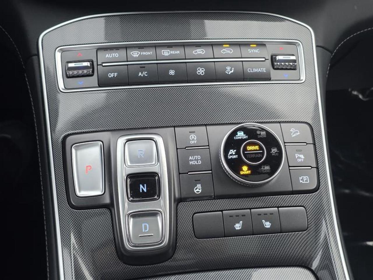 2021 Hyundai Santa Fe Preferred Trend AWD 2.5L Photo