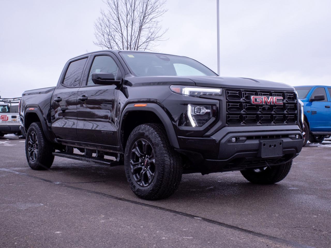 2025 GMC Canyon Elevation - Keyless Start   Tow Hooks Photo