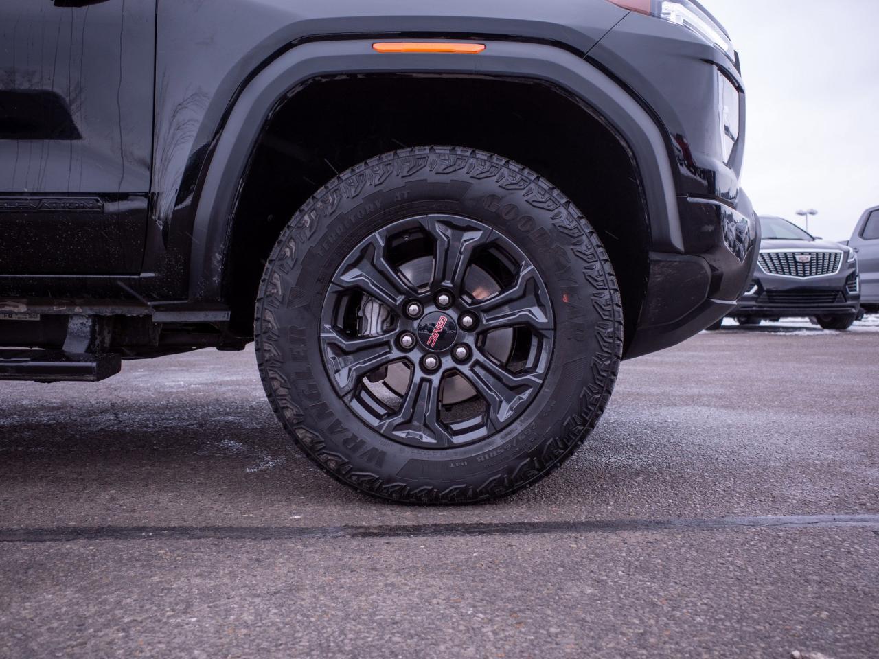 2025 GMC Canyon Elevation - Keyless Start Tow Hooks Photo