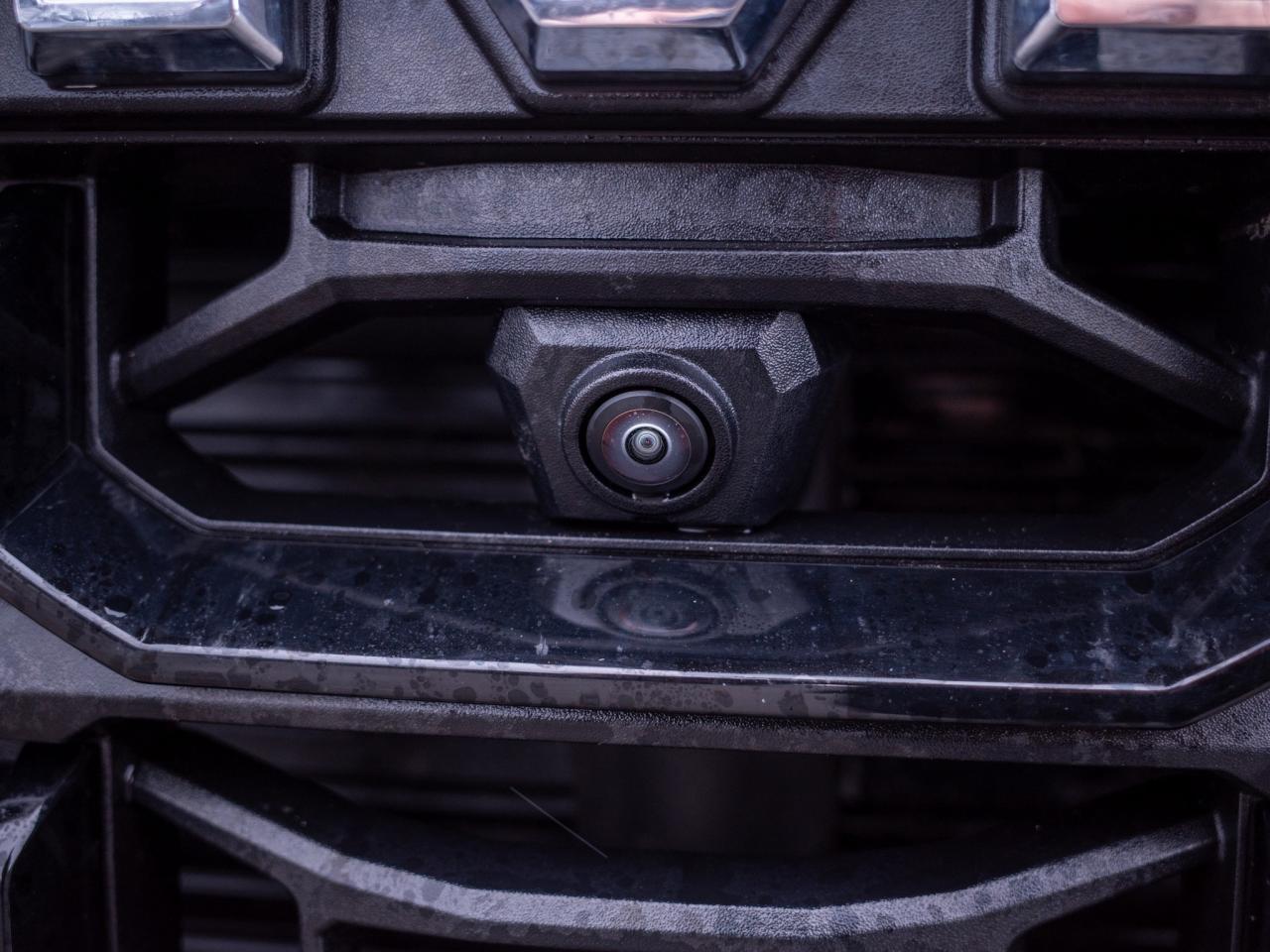 2025 GMC Canyon Elevation - Keyless Start   Tow Hooks Photo