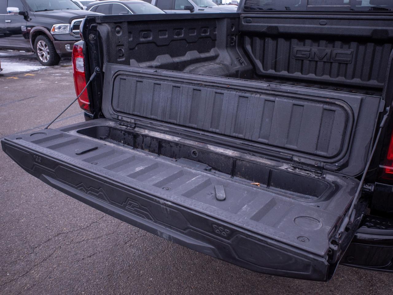 2025 GMC Canyon Elevation - Keyless Start   Tow Hooks Photo