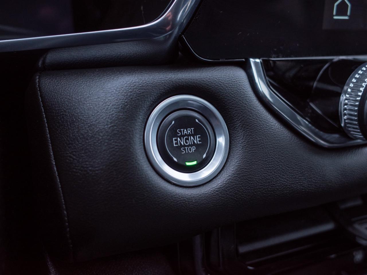 2025 GMC Canyon Elevation - Keyless Start Tow Hooks Photo