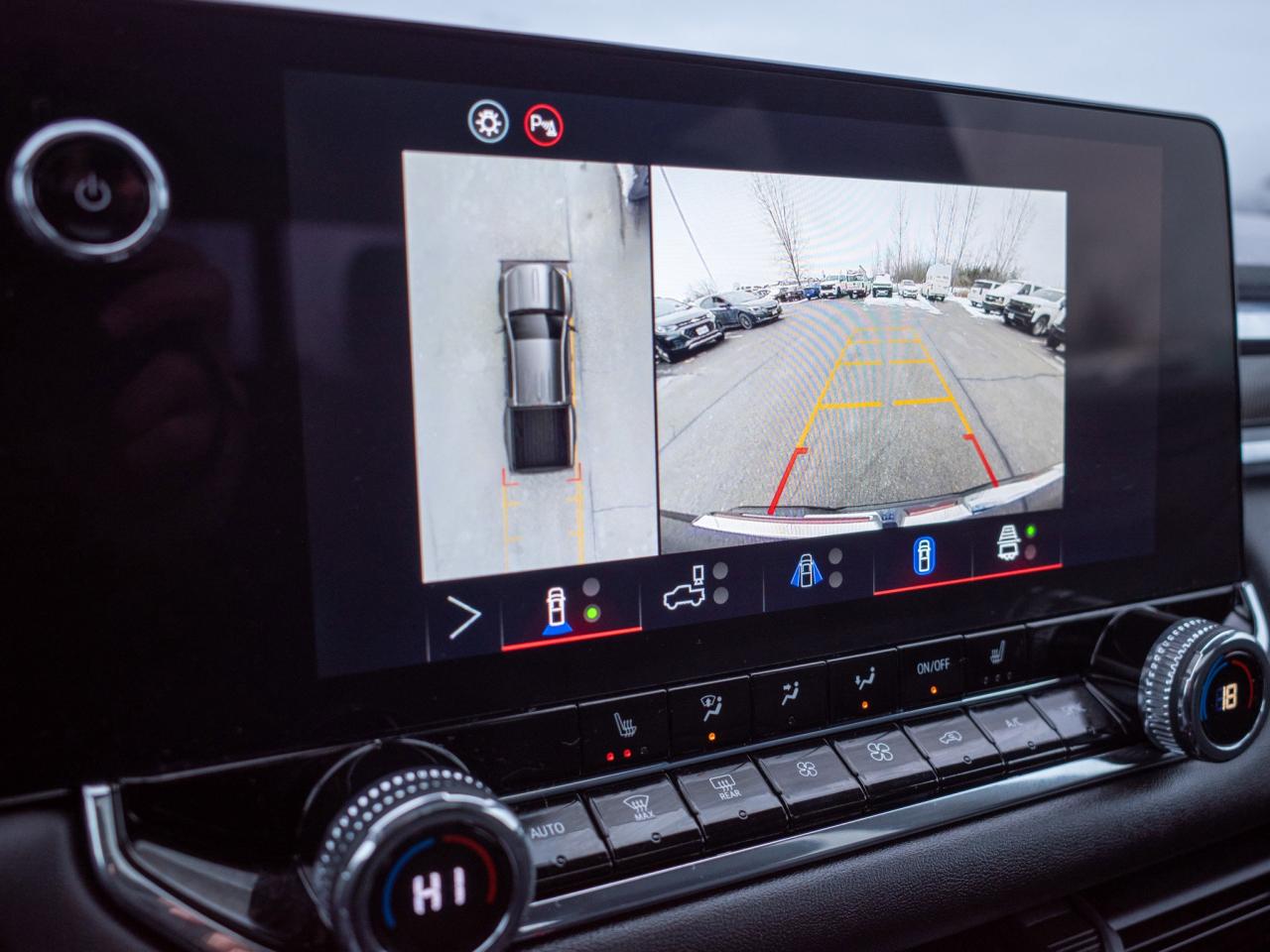 2025 GMC Canyon Elevation - Keyless Start Tow Hooks Photo