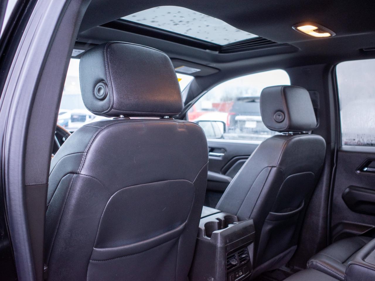 2025 GMC Canyon Elevation - Keyless Start Tow Hooks Photo