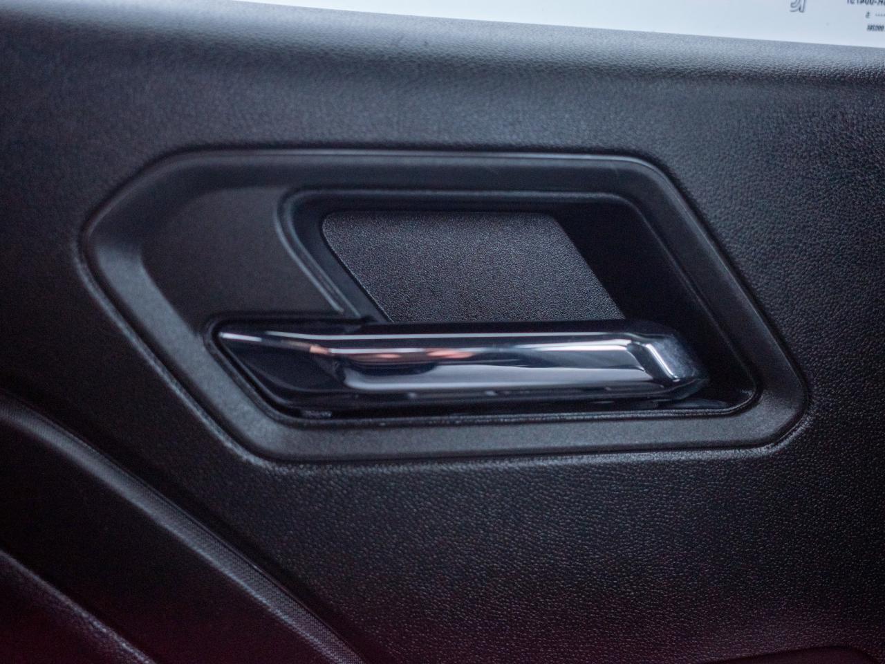 2025 GMC Canyon Elevation - Keyless Start   Tow Hooks Photo