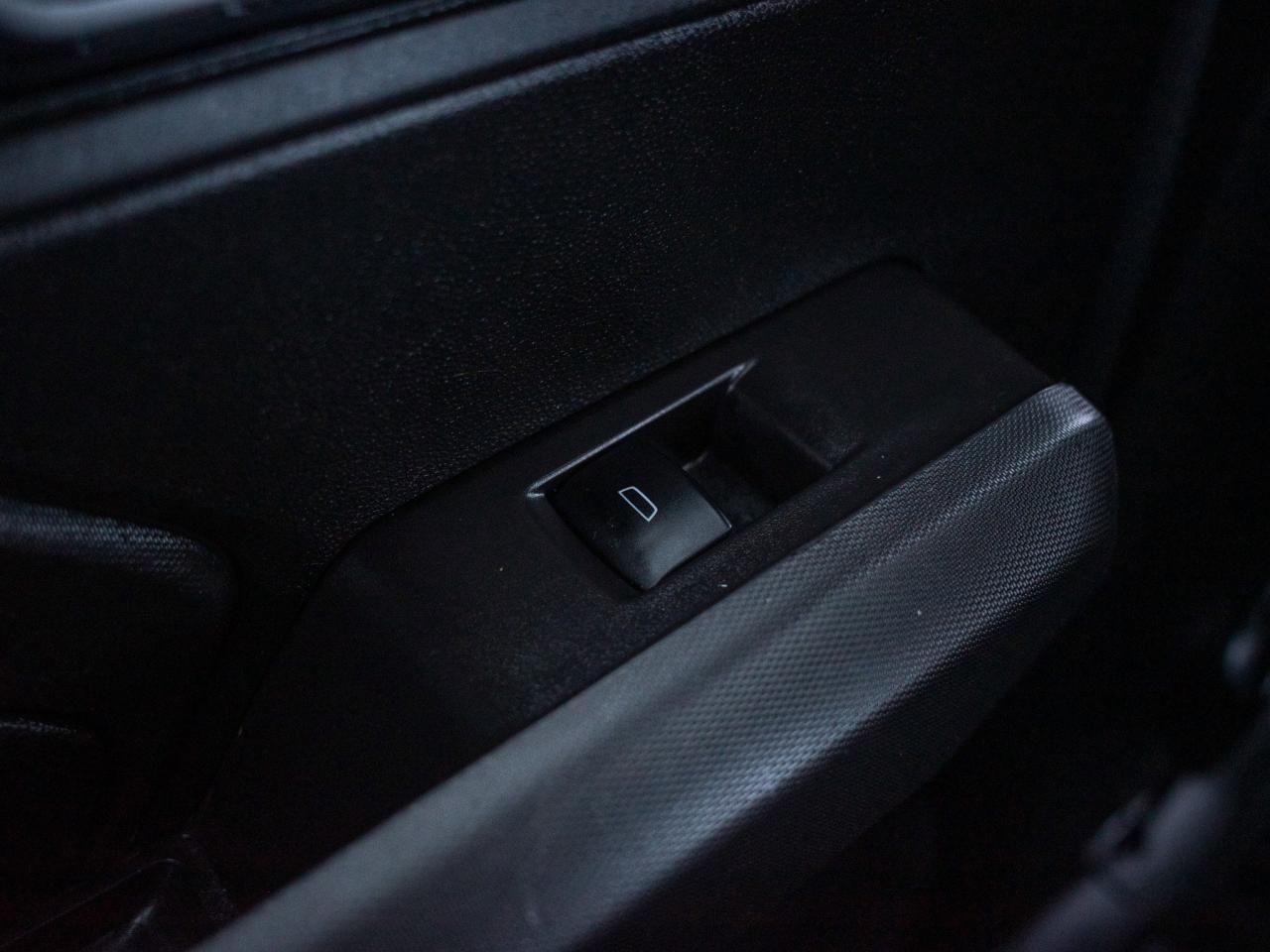 2025 GMC Canyon Elevation - Keyless Start Tow Hooks Photo