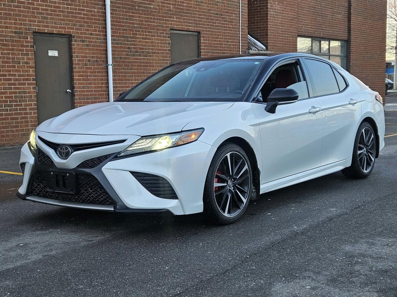 2019 Toyota Camry XSE ,ONE OWNER ,ACCIDENT FREE ,SERVICE RECORDS Photo2