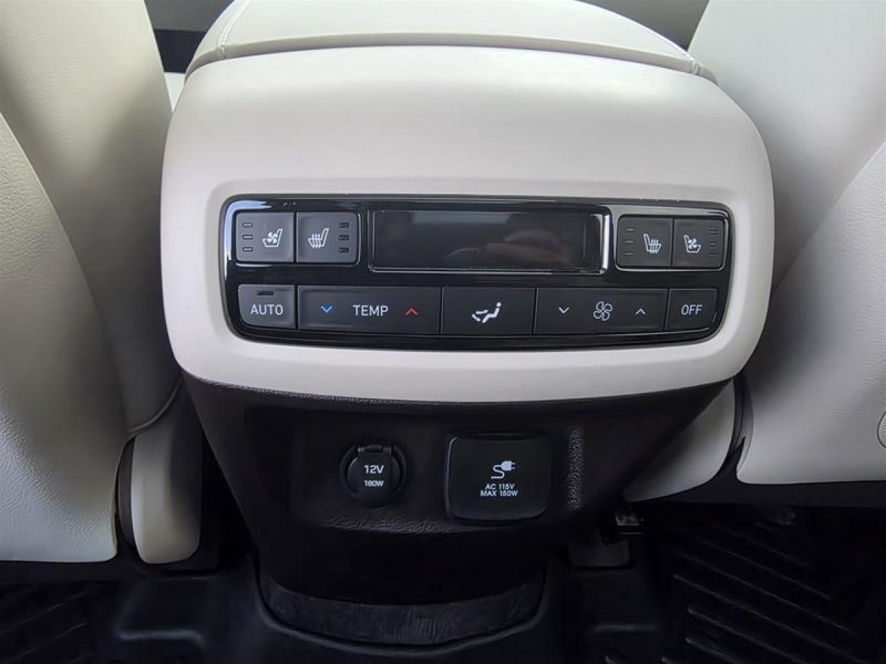 2025 Hyundai PALISADE Ultimate Calligraphy 7-Passenger AWD Photo