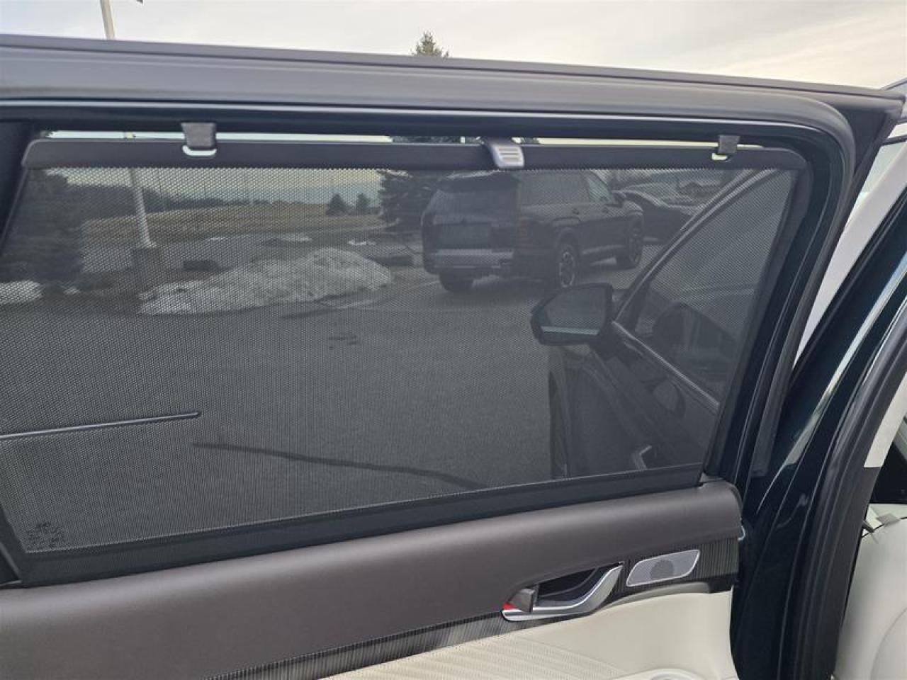 2025 Hyundai PALISADE Ultimate Calligraphy 7-Passenger AWD Photo