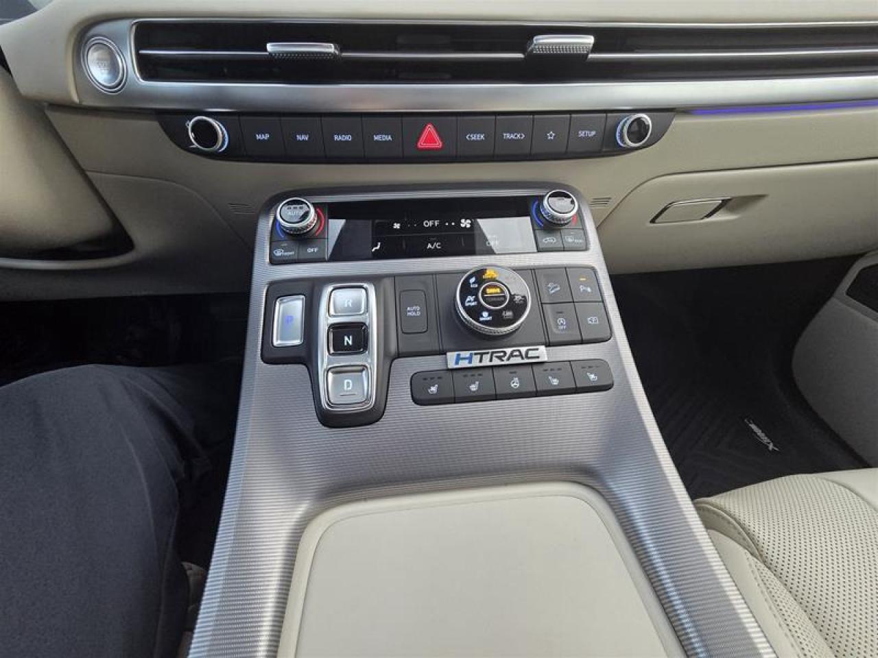 2025 Hyundai PALISADE Ultimate Calligraphy 7-Passenger AWD Photo