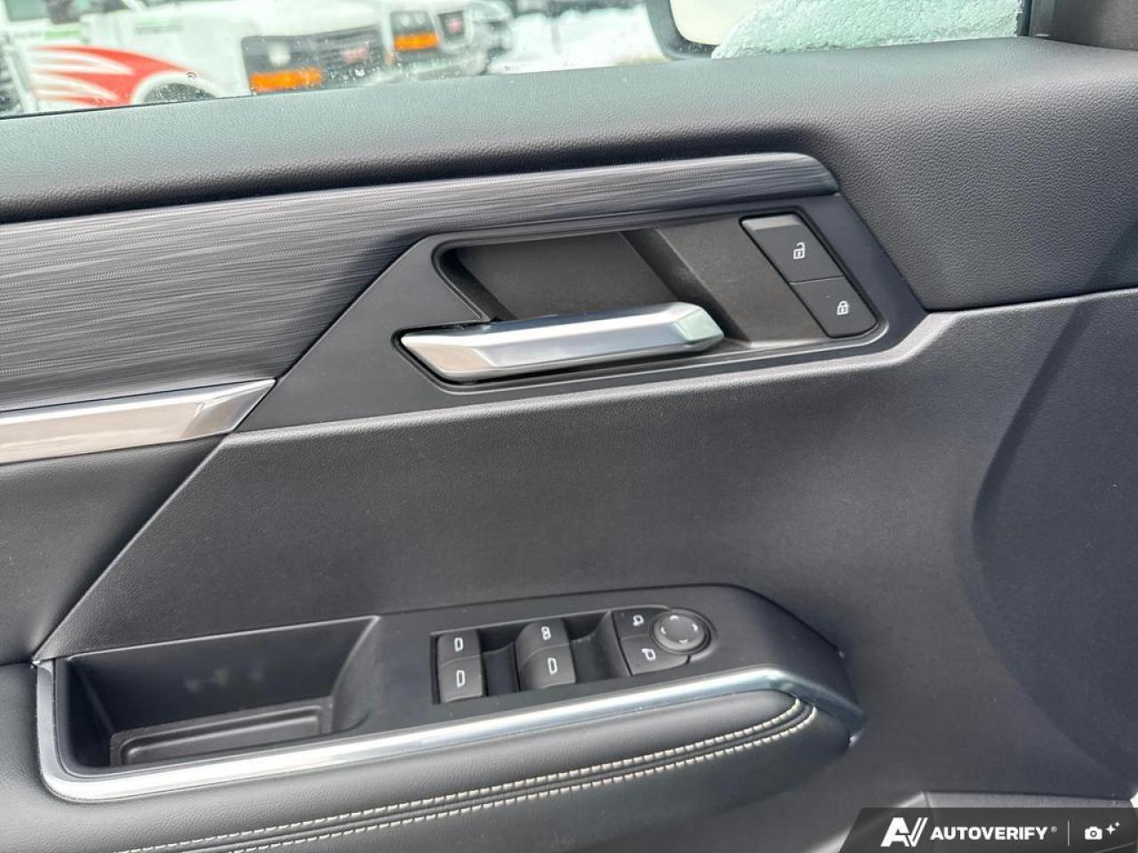 2024 GMC Acadia Elevation AWD   NO REPORTED ACCIDENTS   LTHER Photo