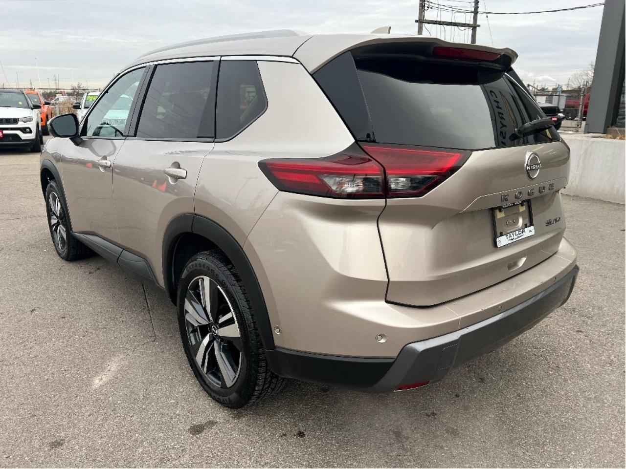 2024 Nissan Rogue AWD SL *LEATHER *NAVI *SUNROOF *PWR FRONT SEATS Photo