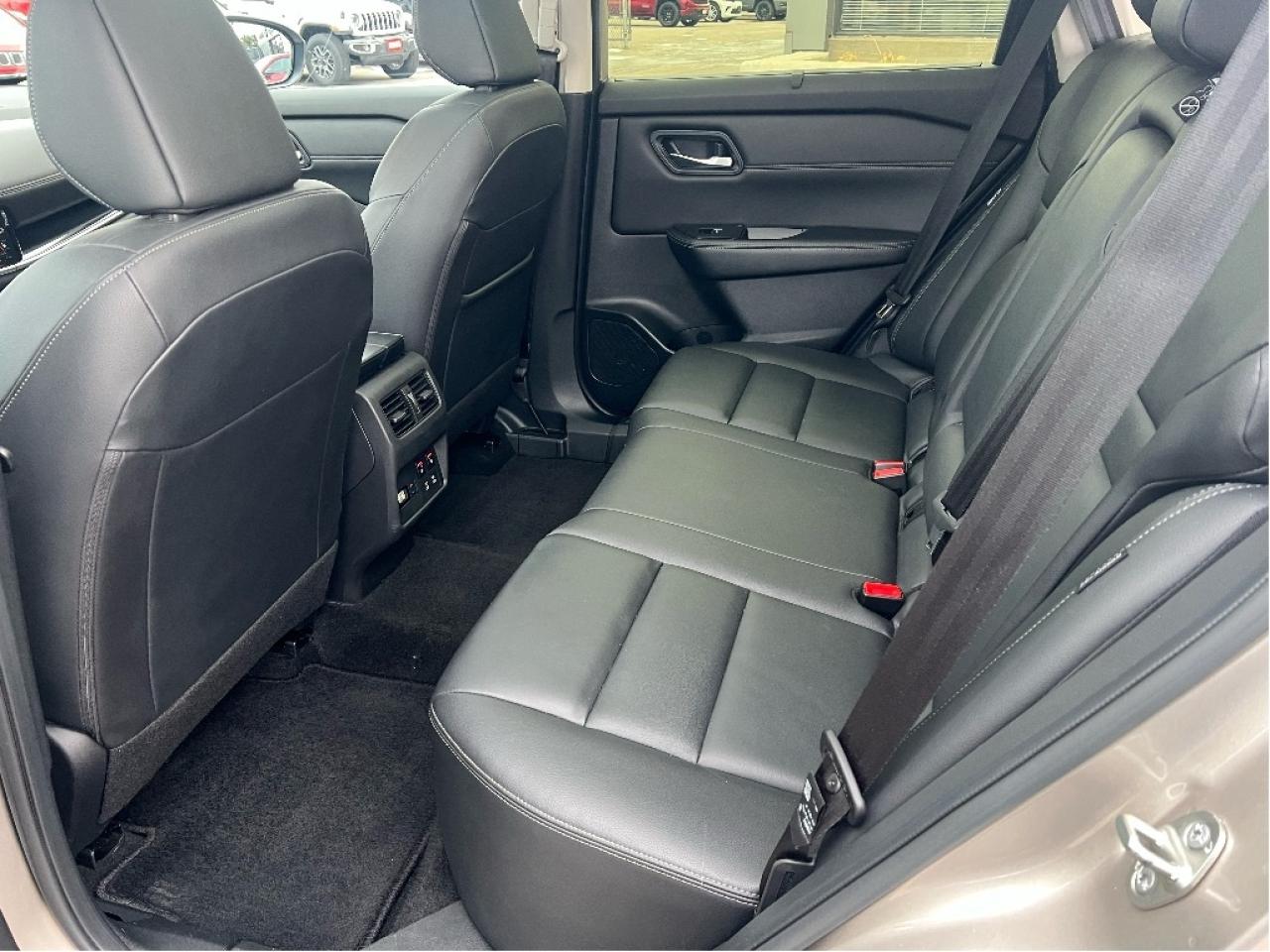 2024 Nissan Rogue AWD SL *LEATHER *NAVI *SUNROOF *PWR FRONT SEATS Photo