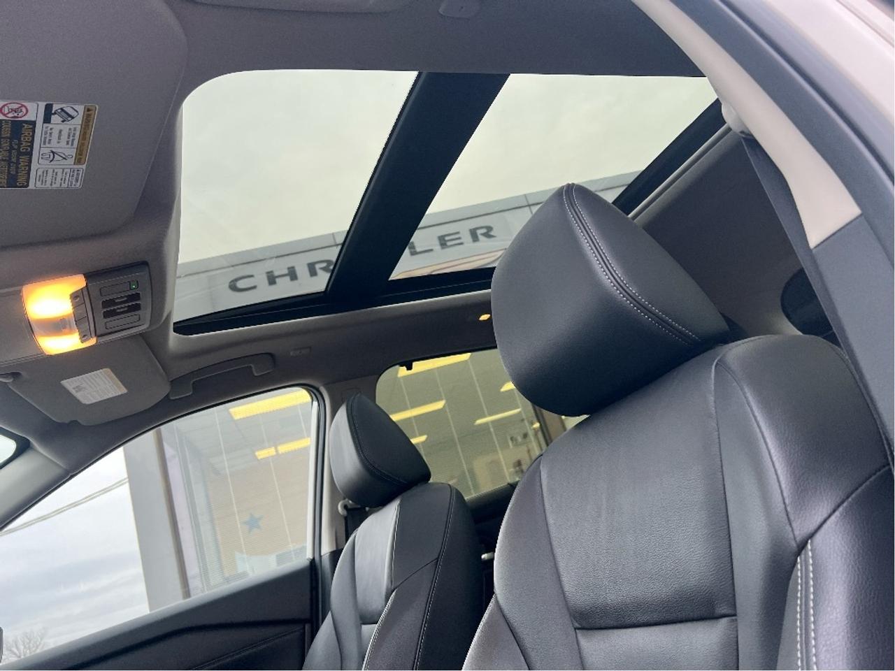 2024 Nissan Rogue AWD SL *LEATHER *NAVI *SUNROOF *PWR FRONT SEATS Photo