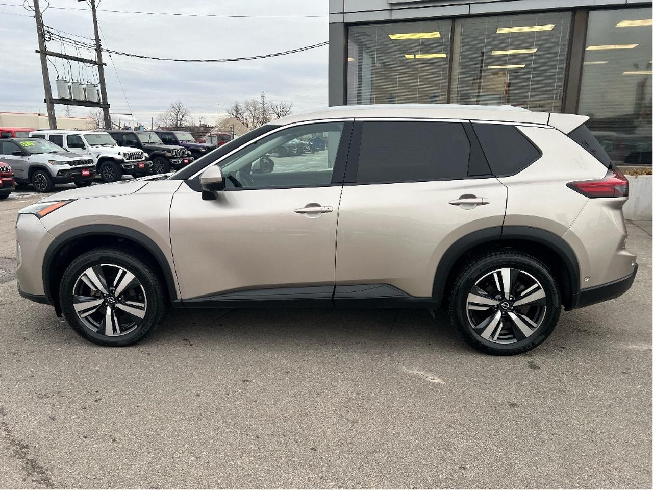 2024 Nissan Rogue AWD SL *LEATHER *NAVI *SUNROOF *PWR FRONT SEATS Photo