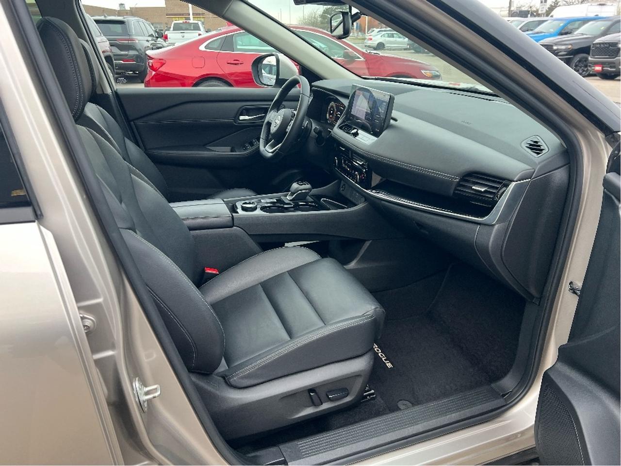 2024 Nissan Rogue AWD SL *LEATHER *NAVI *SUNROOF *PWR FRONT SEATS Photo