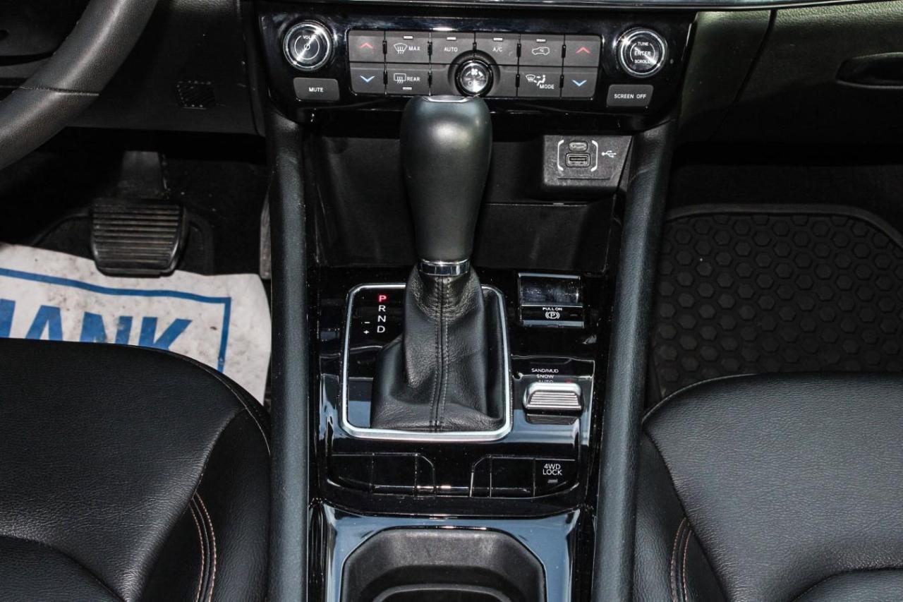 2024 Jeep Compass Limited 4X4 Photo