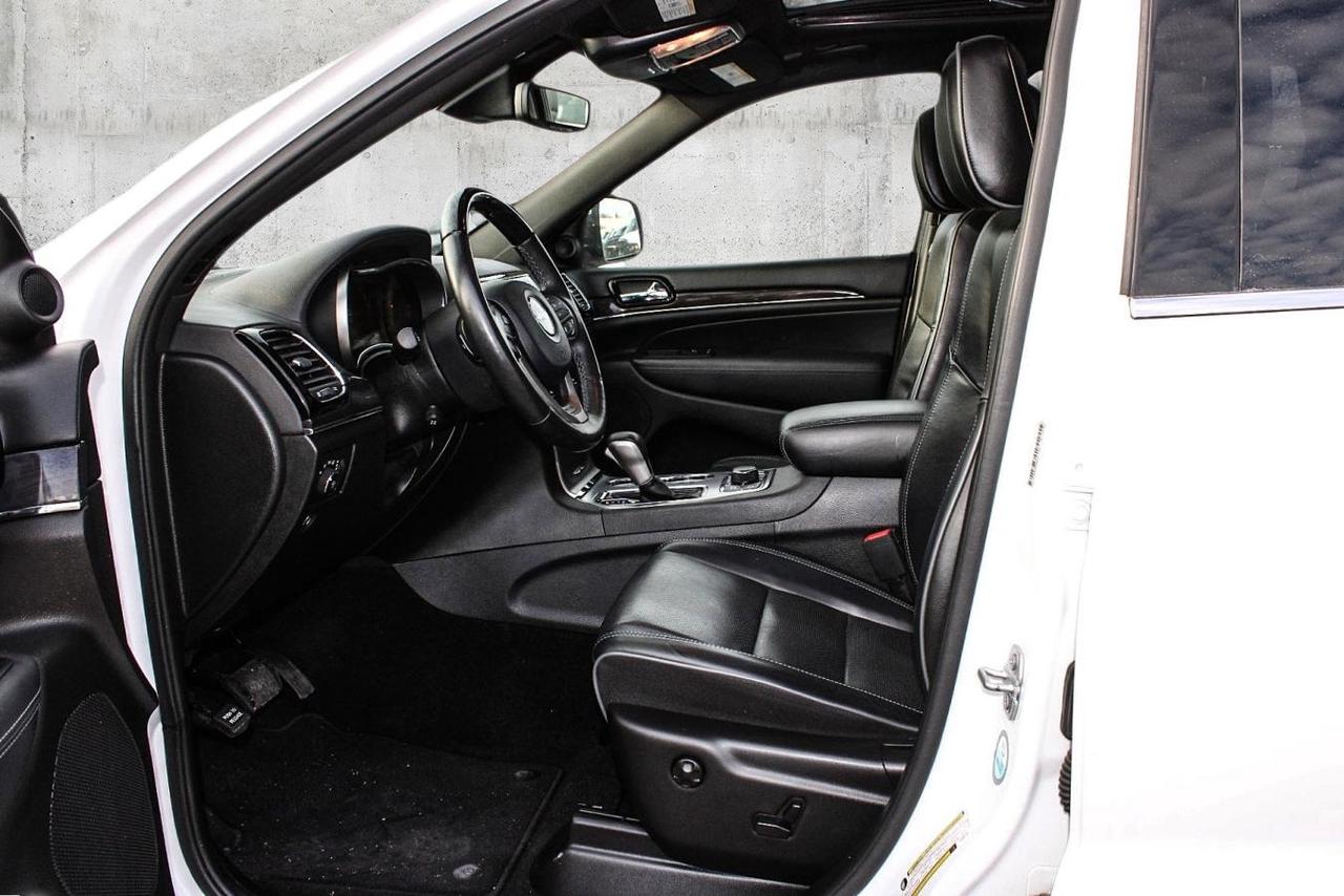 2020 Jeep Grand Cherokee OVERLAND 4X4 Photo