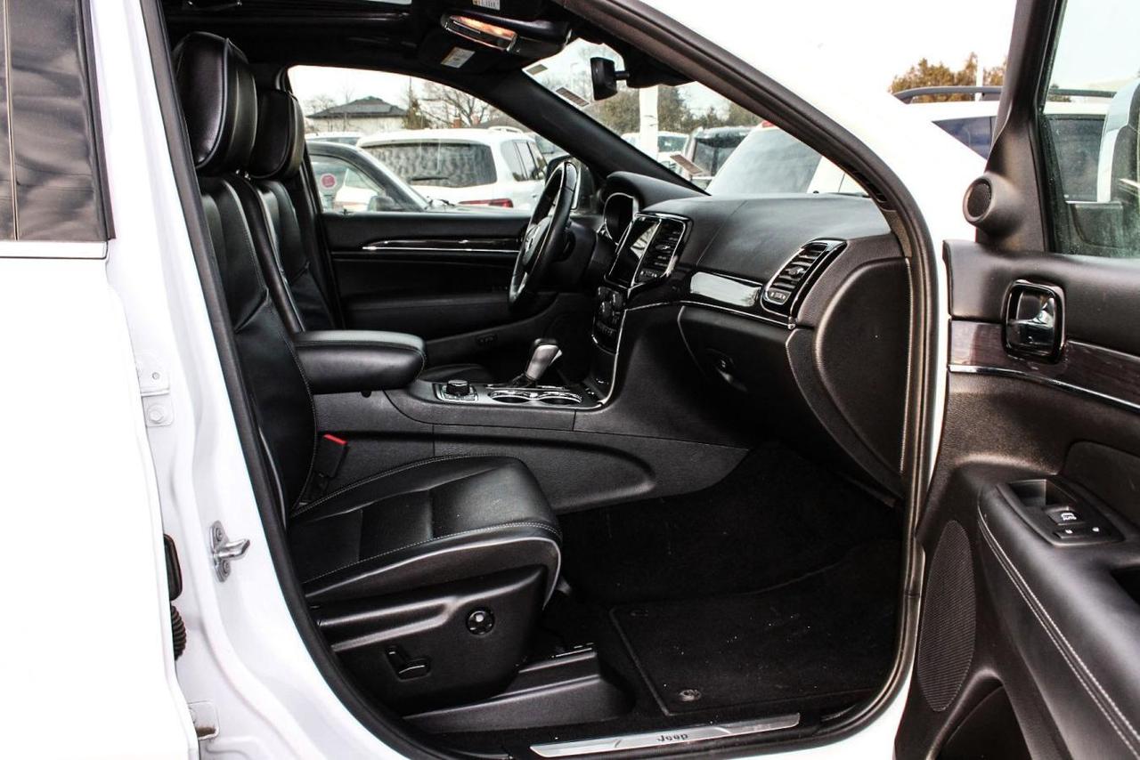 2020 Jeep Grand Cherokee OVERLAND 4X4 Photo