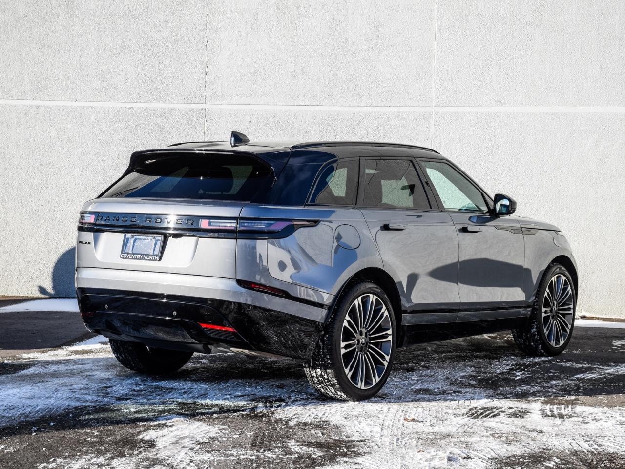 2024 Land Rover Range Rover Velar Dynamic HSE/ONE OWNER/DEALERMAINTAINED Photo3