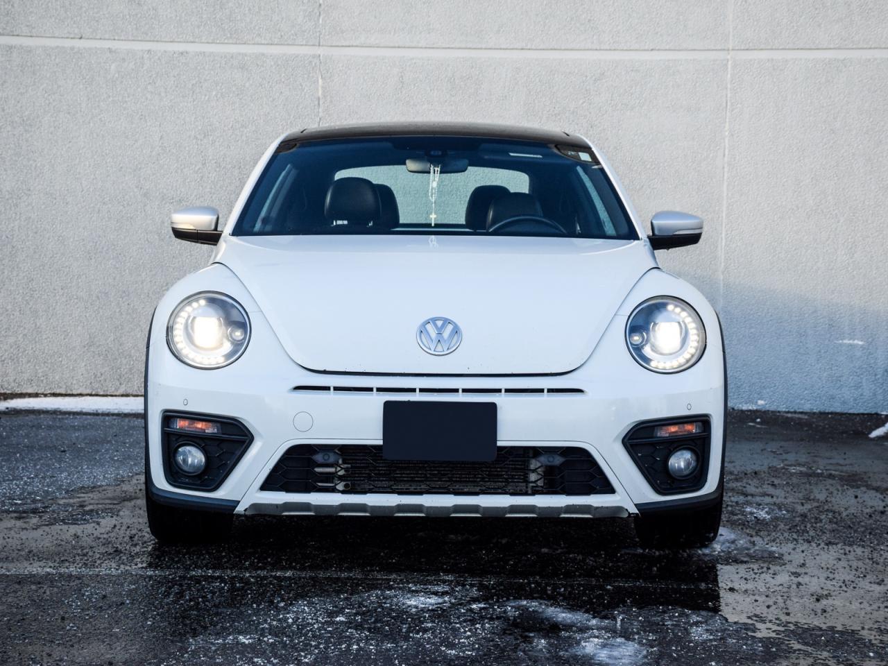 2017 Volkswagen Beetle Coupe Dune Photo