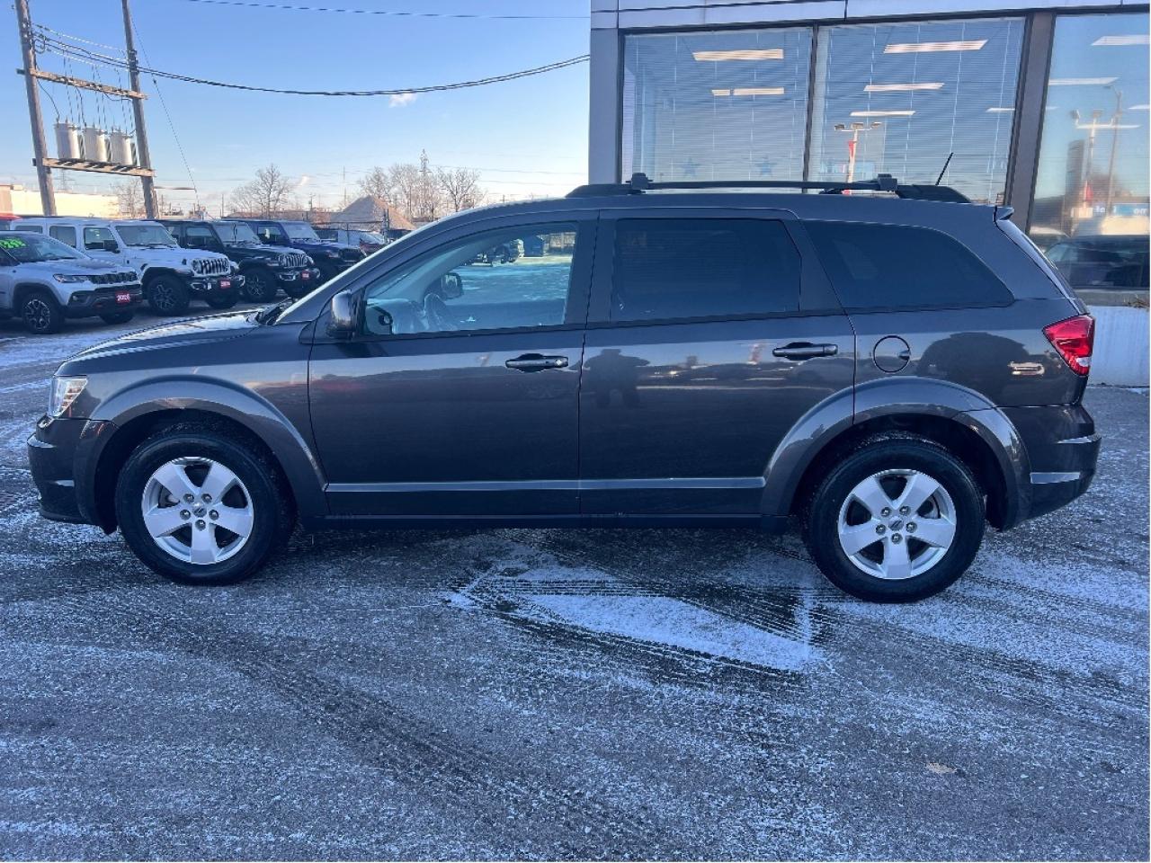 2018 Dodge Journey SE 4 Cyl 5-Passenger *BACKUP CAM *BIG SCREEN Photo