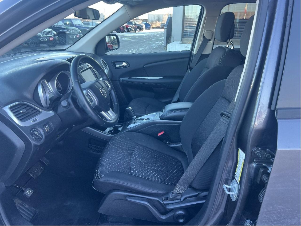 2018 Dodge Journey SE 4 Cyl 5-Passenger *BACKUP CAM *BIG SCREEN Photo