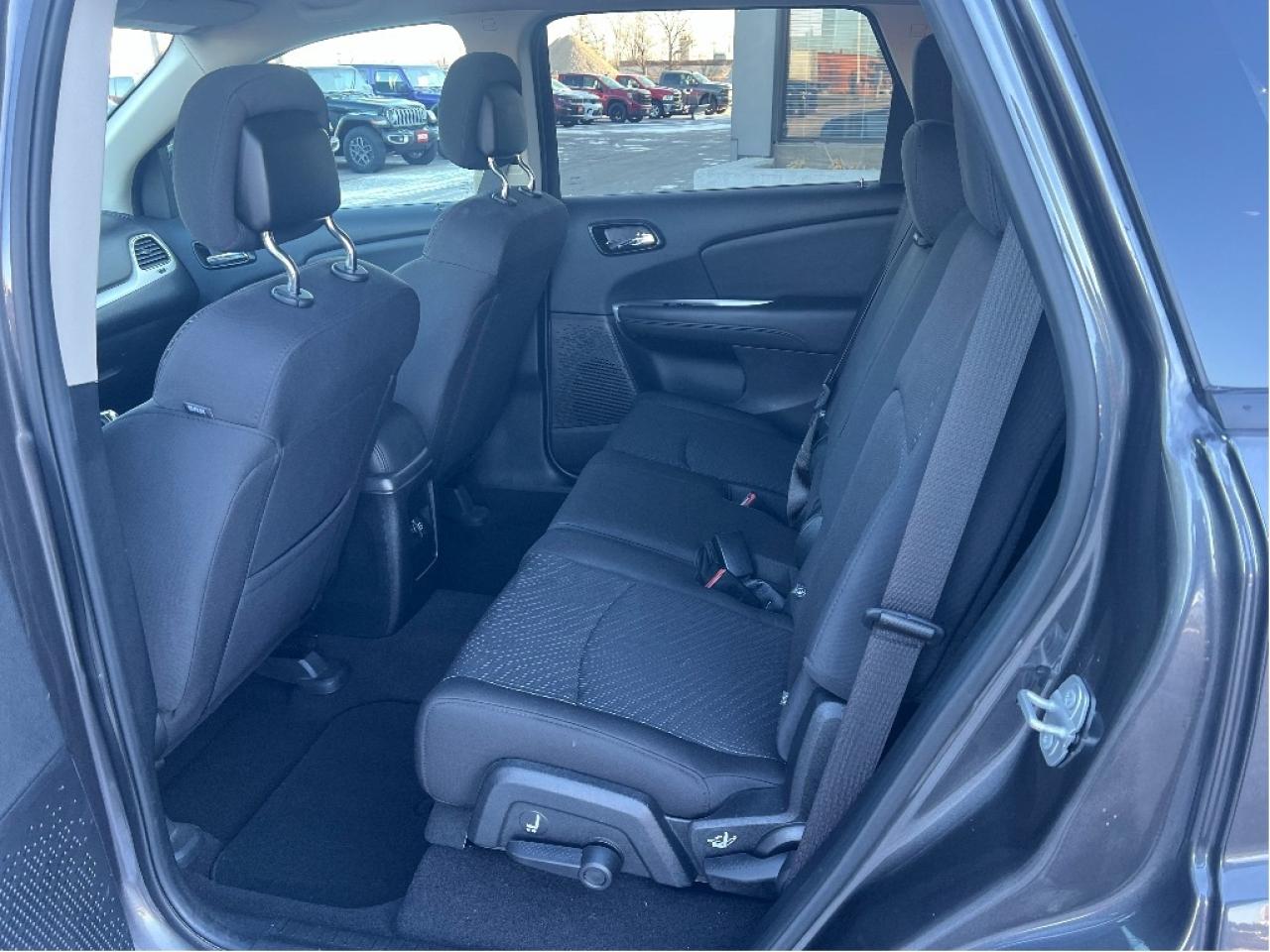 2018 Dodge Journey SE 4 Cyl 5-Passenger *BACKUP CAM *BIG SCREEN Photo