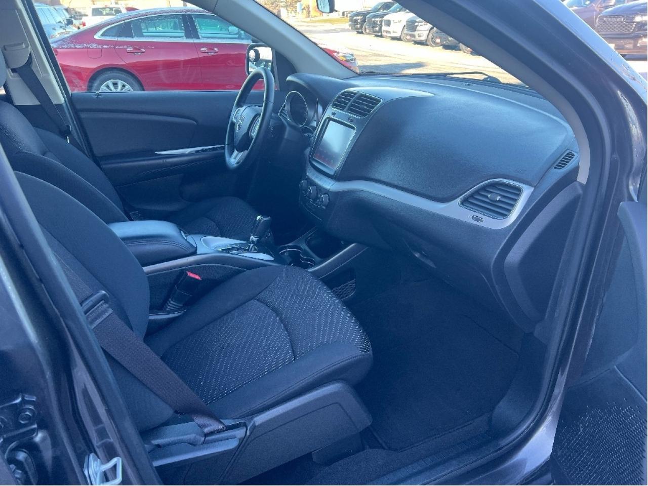 2018 Dodge Journey SE 4 Cyl 5-Passenger *BACKUP CAM *BIG SCREEN Photo