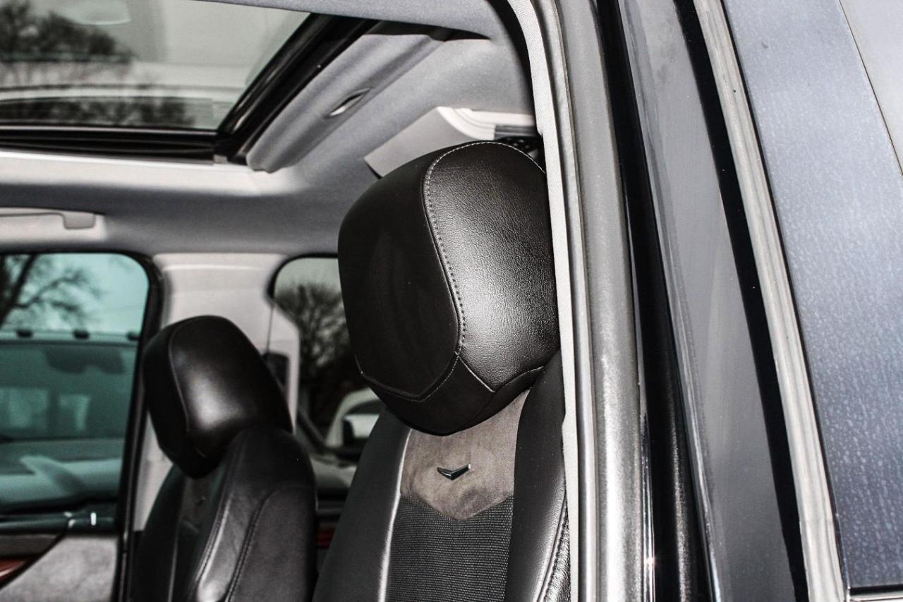 2019 Cadillac Escalade 4WD 4dr Premium Luxury Photo