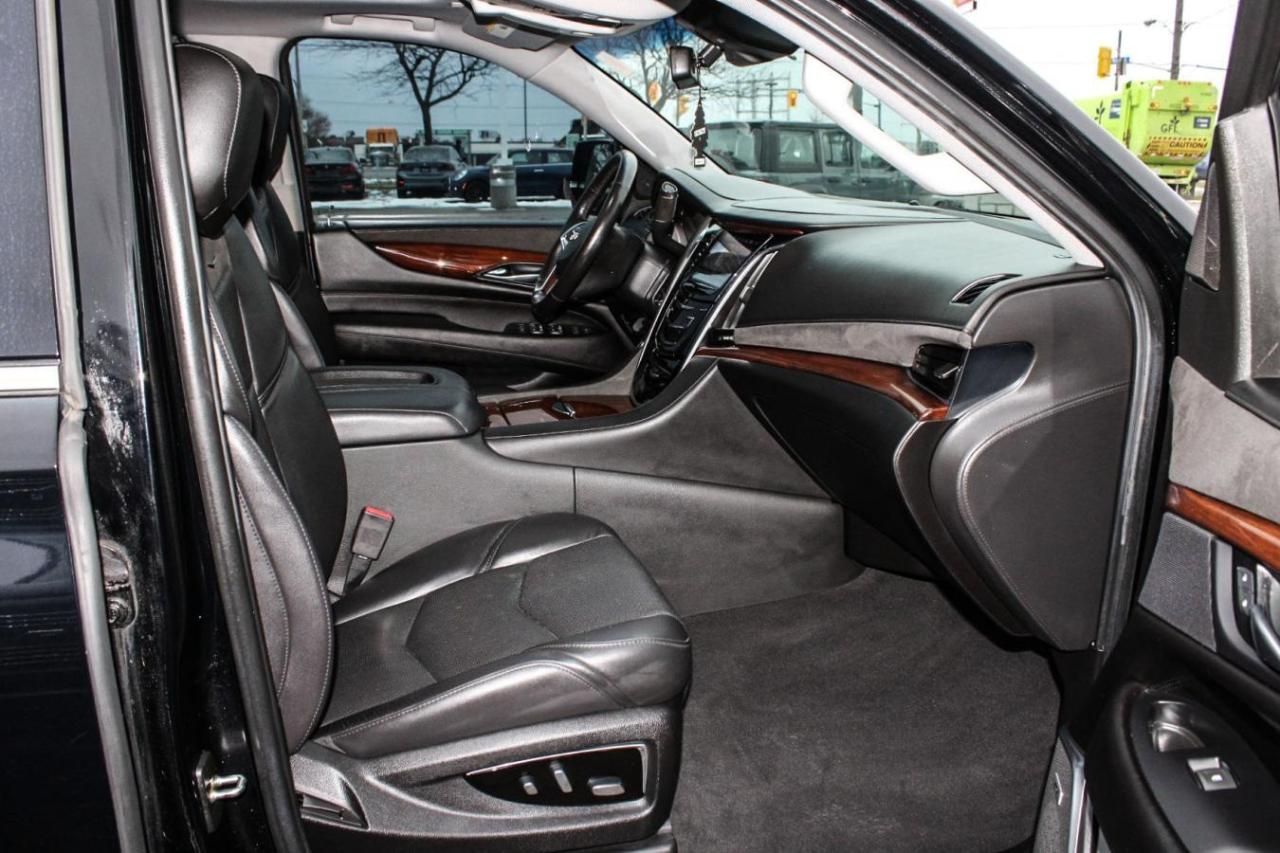 2019 Cadillac Escalade 4WD 4dr Premium Luxury Photo