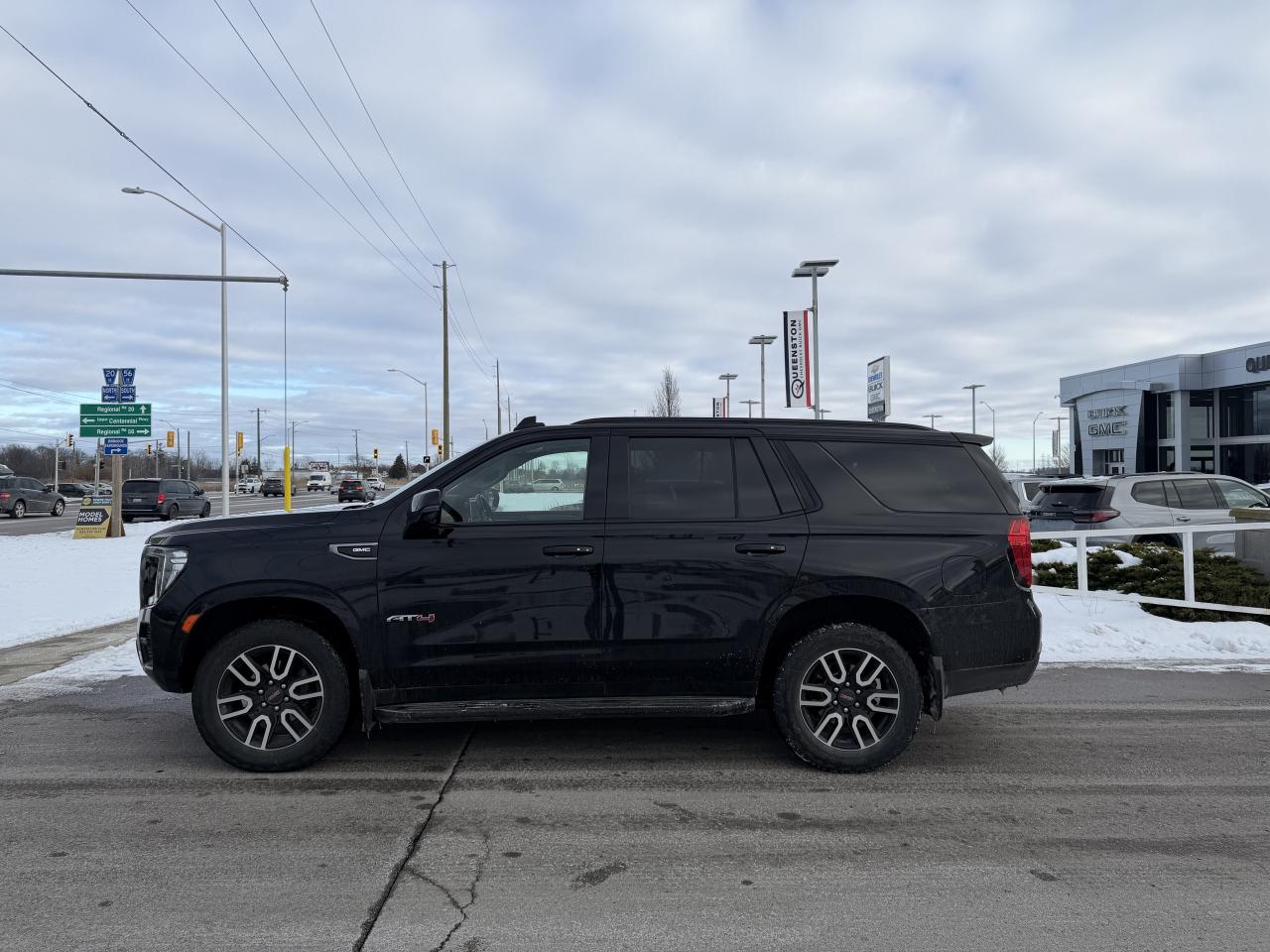 2021 GMC Yukon AT4   REAR ENT   PANO ROOF   NO REPORTED ACCIDENTS Photo