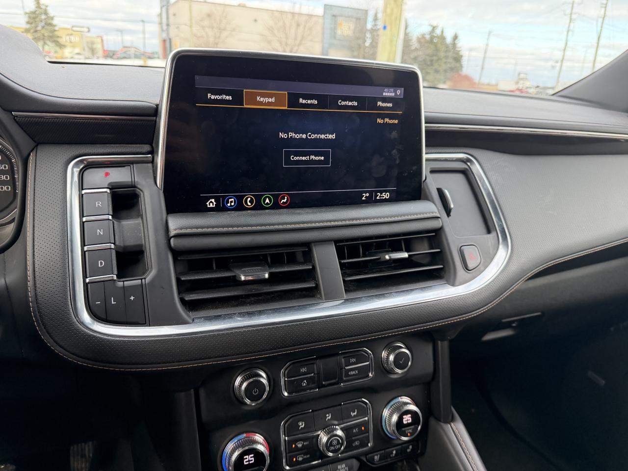 2021 GMC Yukon AT4   REAR ENT   PANO ROOF   NO REPORTED ACCIDENTS Photo