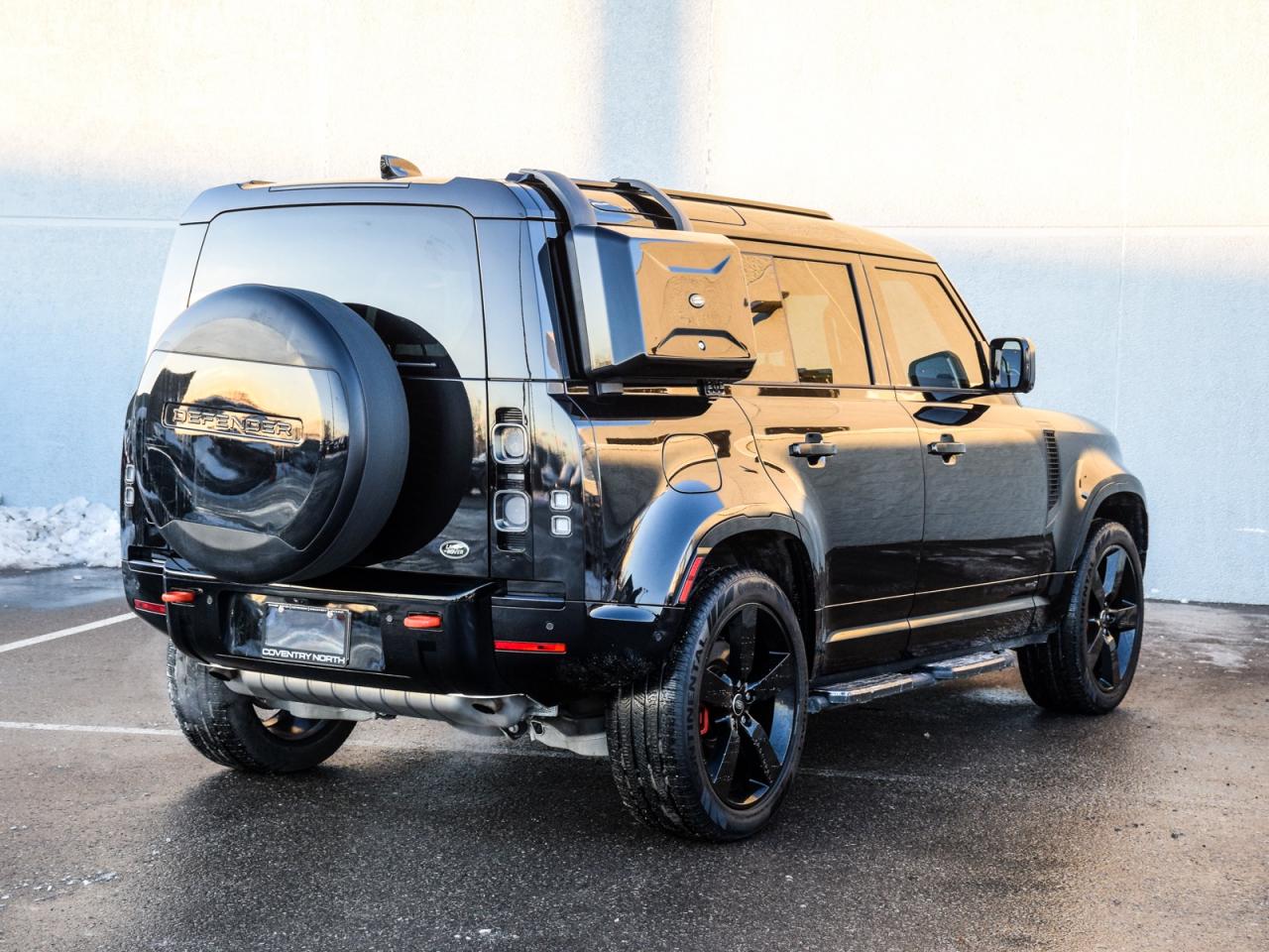 2023 Land Rover Defender 110 X AWD Photo