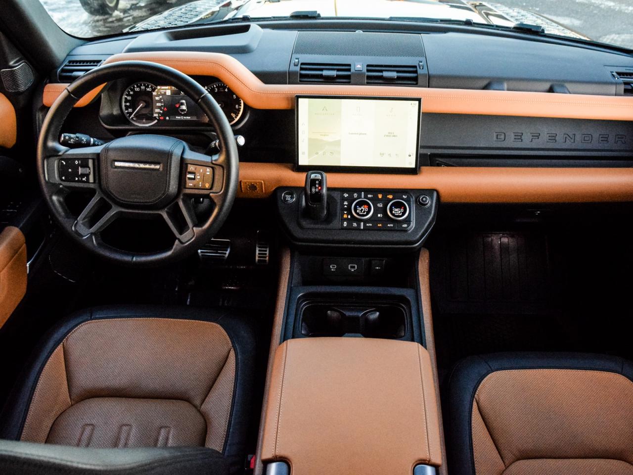 2023 Land Rover Defender 110 X AWD Photo