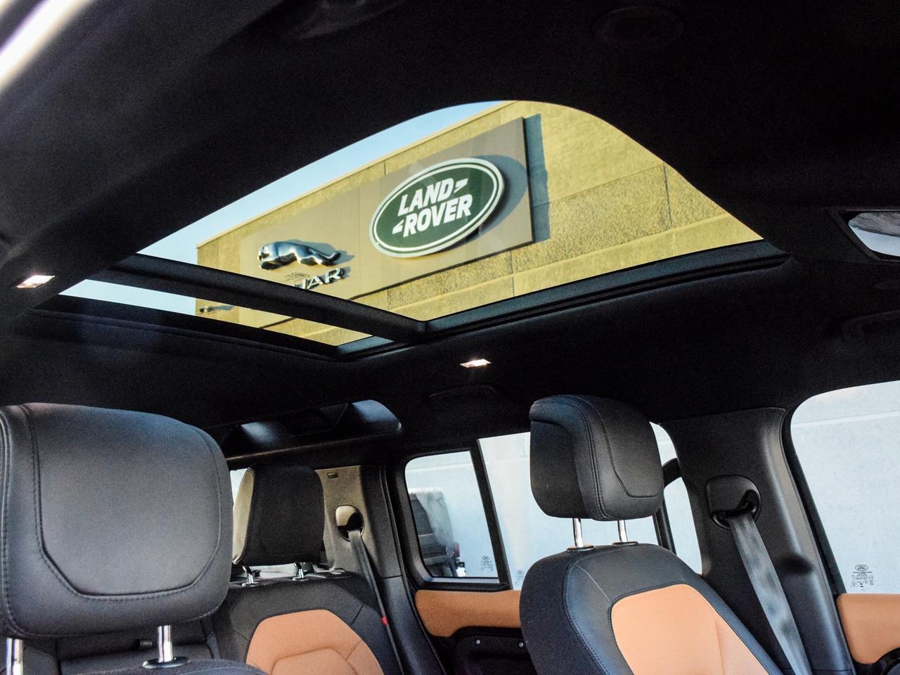 2023 Land Rover Defender DEFENDER X ! LOADED 22's BLACK PACK + + Photo