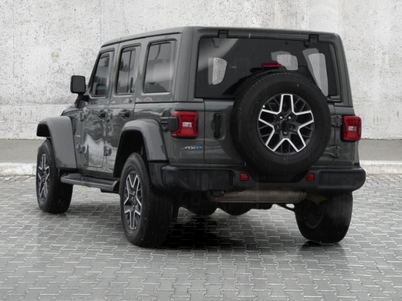2021 Jeep Wrangler  Photo3