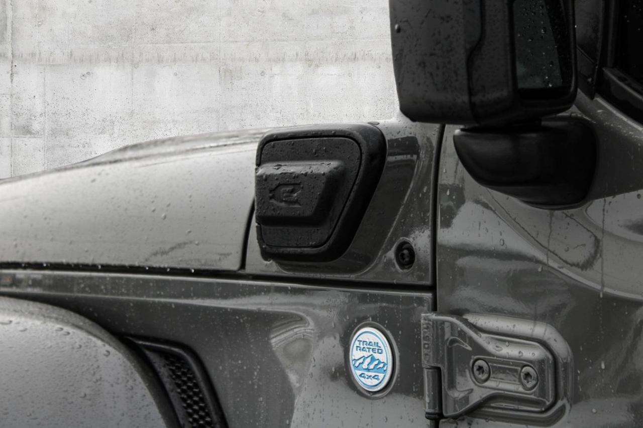 2021 Jeep Wrangler  Photo