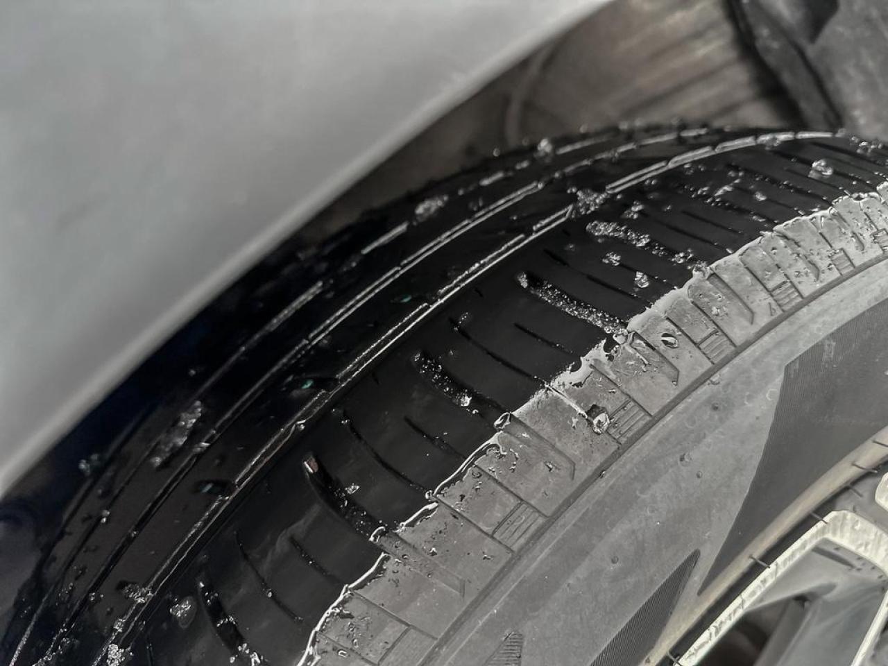 2018 Honda CR-V Touring Photo