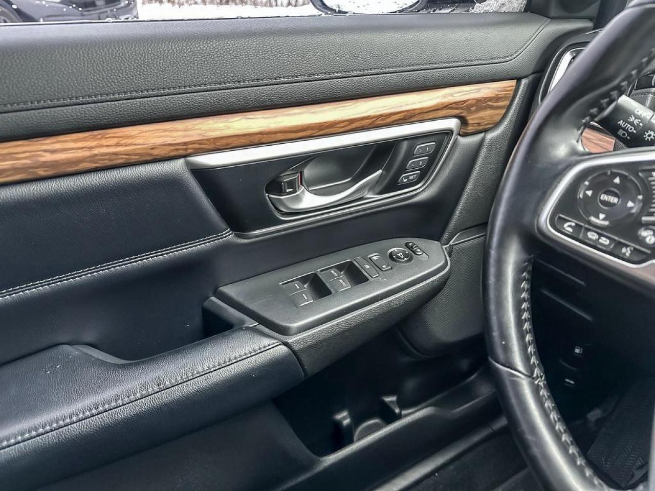 2018 Honda CR-V Touring Photo