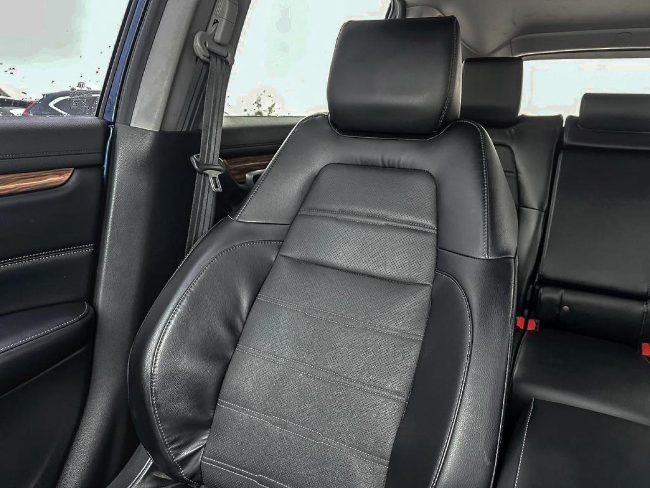 2018 Honda CR-V Touring Photo