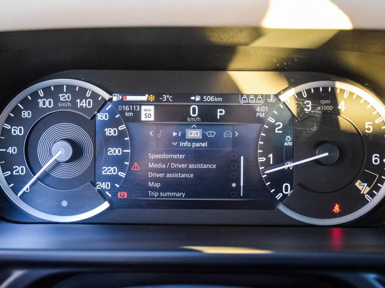 2023 Land Rover Defender X-Dynamic SE Photo