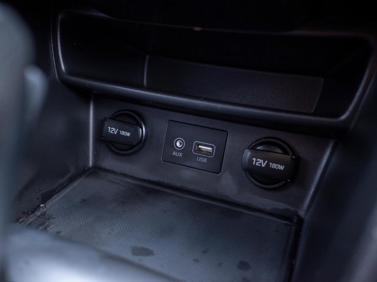 2018 Hyundai KONA Essential- 7.0 Touchscreen Photo