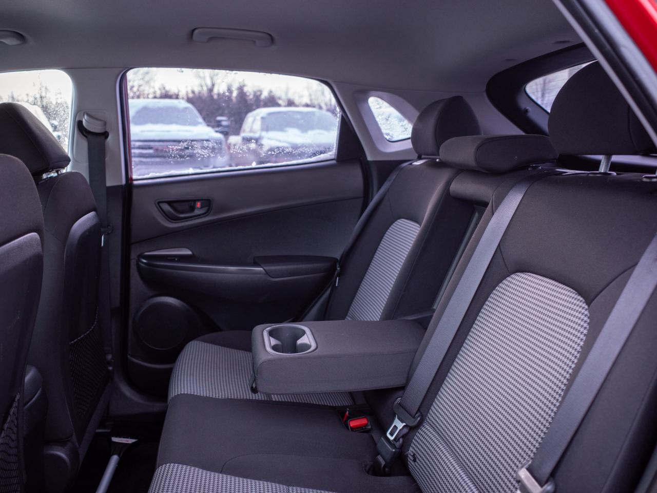 2018 Hyundai KONA Essential- 7.0 Touchscreen Photo