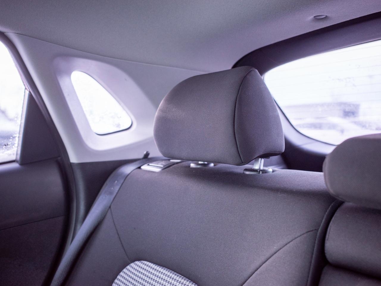 2018 Hyundai KONA Essential- 7.0 Touchscreen Photo