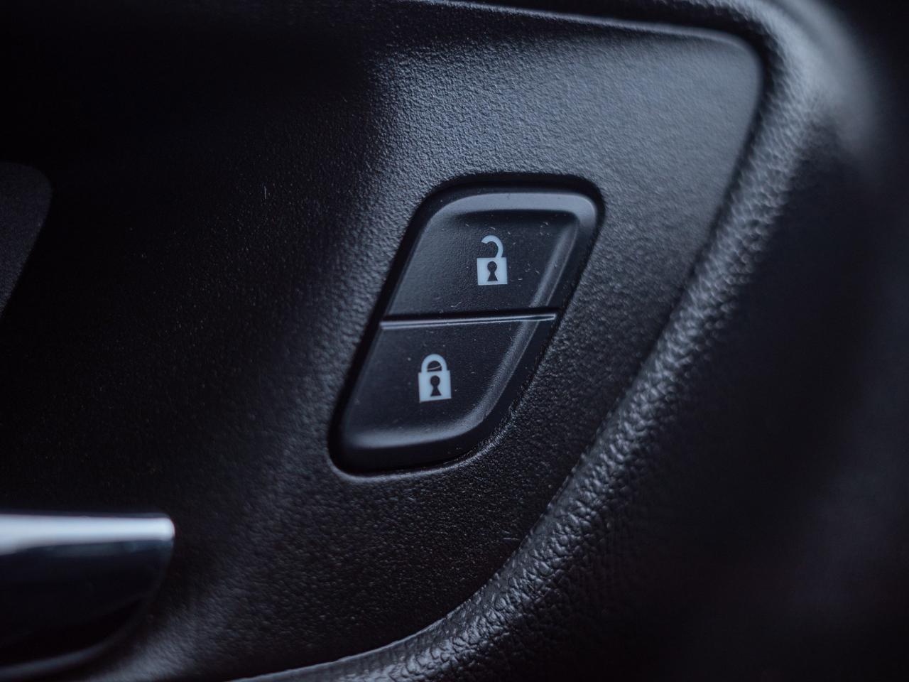 2024 Chevrolet Trax LS - Smartphone Integration Photo