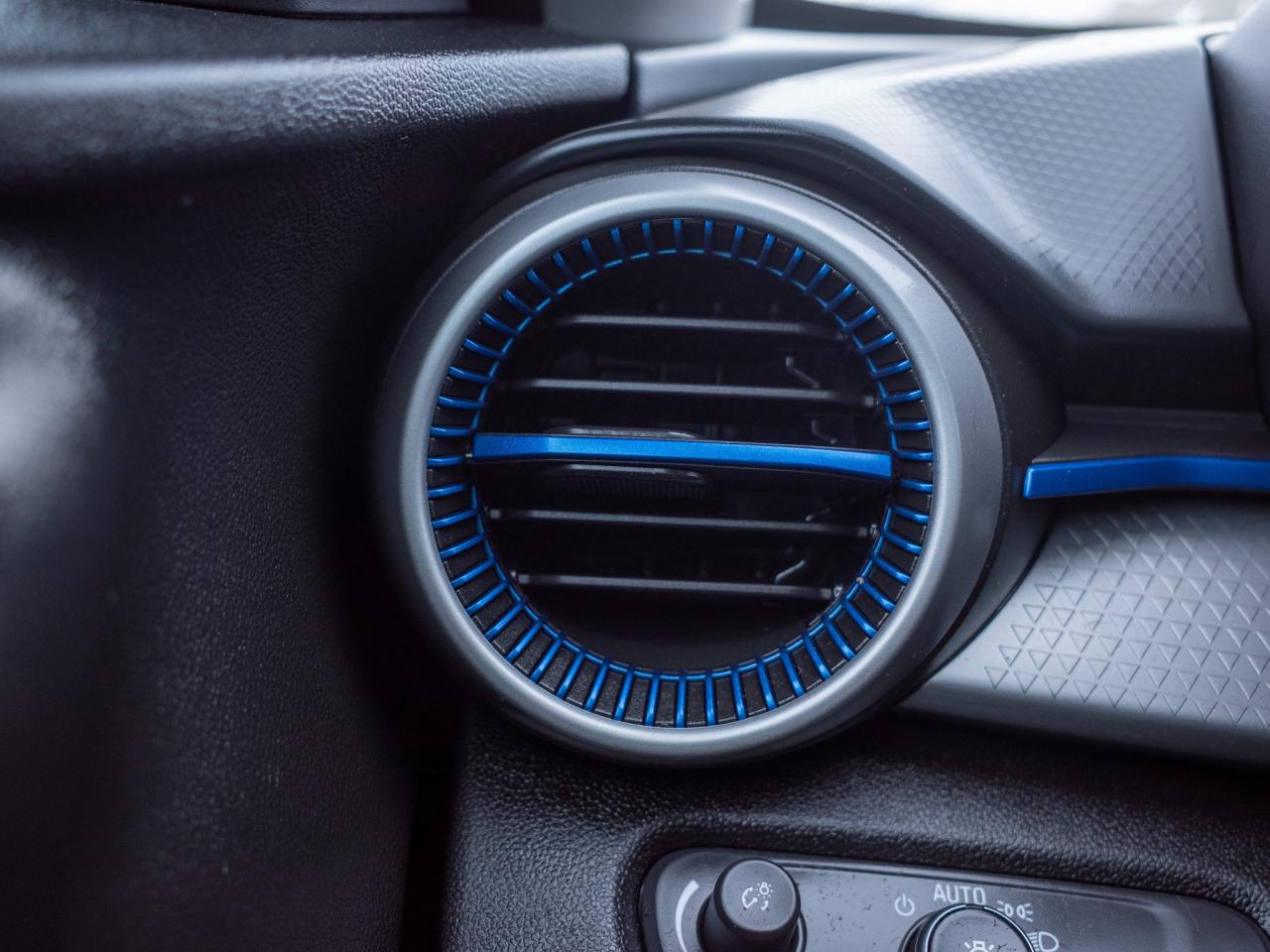 2024 Chevrolet Trax LS - Smartphone Integration Photo