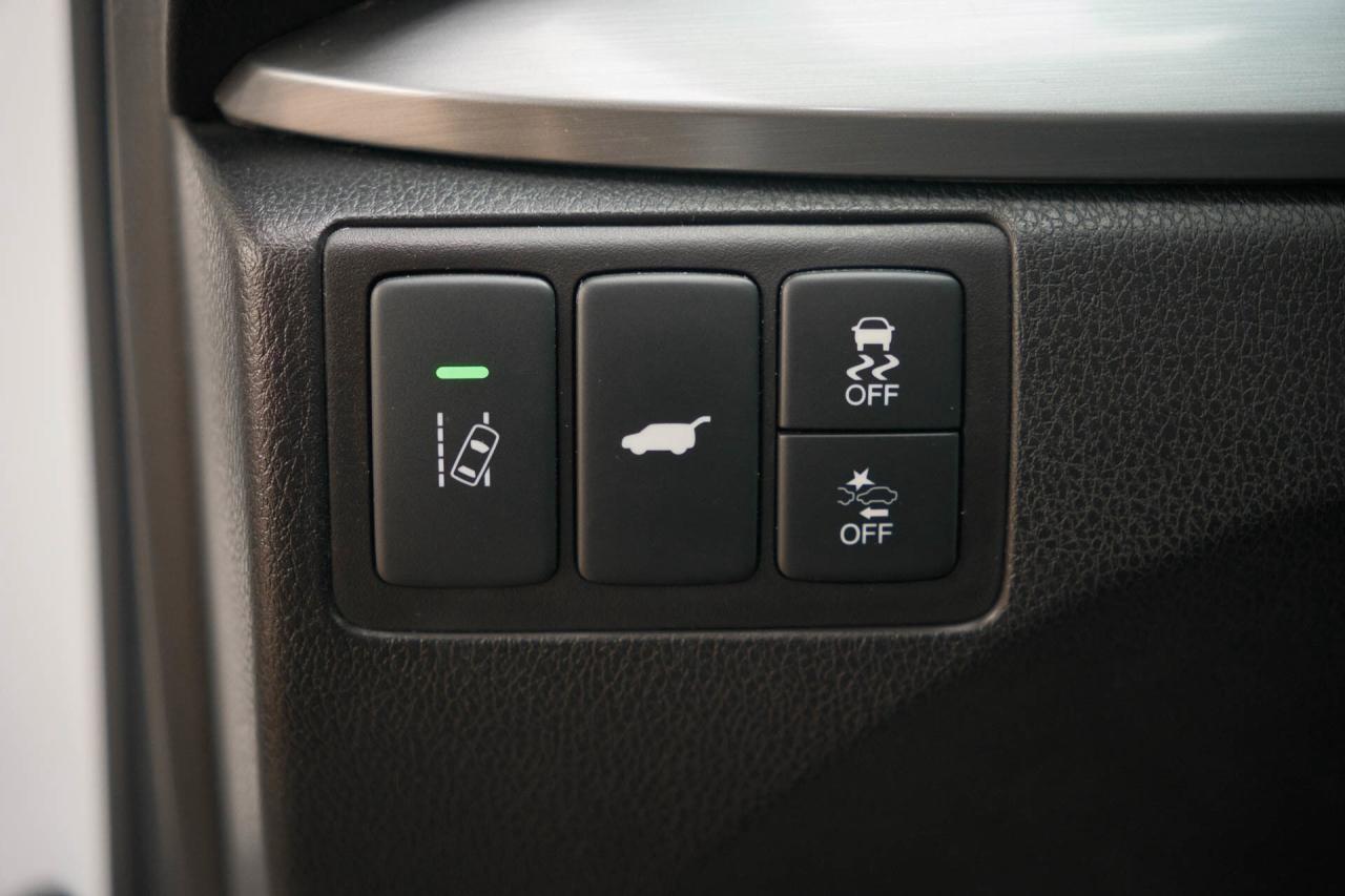 2017 Acura RDX 6-Spd AT AWD w/ Technology Package Photo