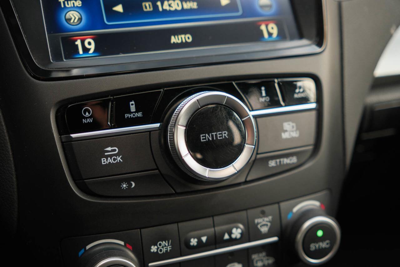 2017 Acura RDX 6-Spd AT AWD w/ Technology Package Photo